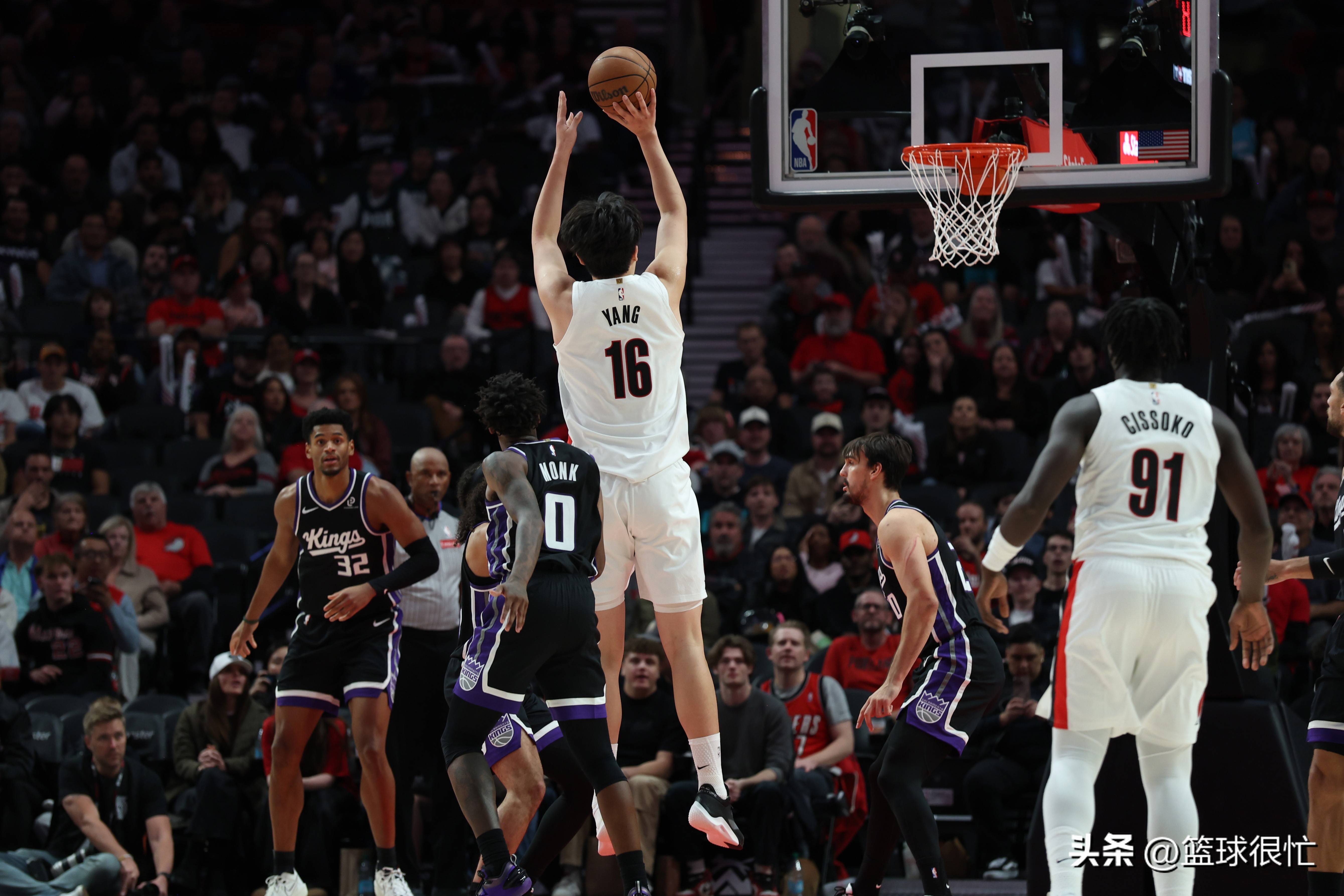 里程碑夜!华盛顿奇才远射贴柱,NBA季后赛转会期刷纪录,话题不断,训练强度明显提升的简单介绍 里程碑夜!华盛顿奇才远射贴柱,NBA季后赛转会期刷纪录,话题不断,训练强度明显提升的简单介绍