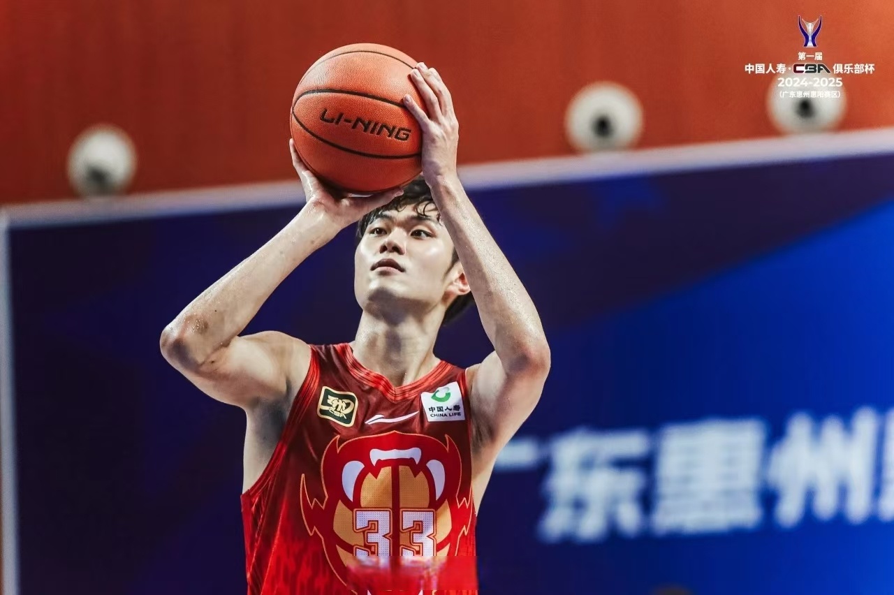 加时末段深圳男篮调整名单以备CBA常规赛；主帅复盘环节打磨；目标明确；高层口径保持一致的简单介绍