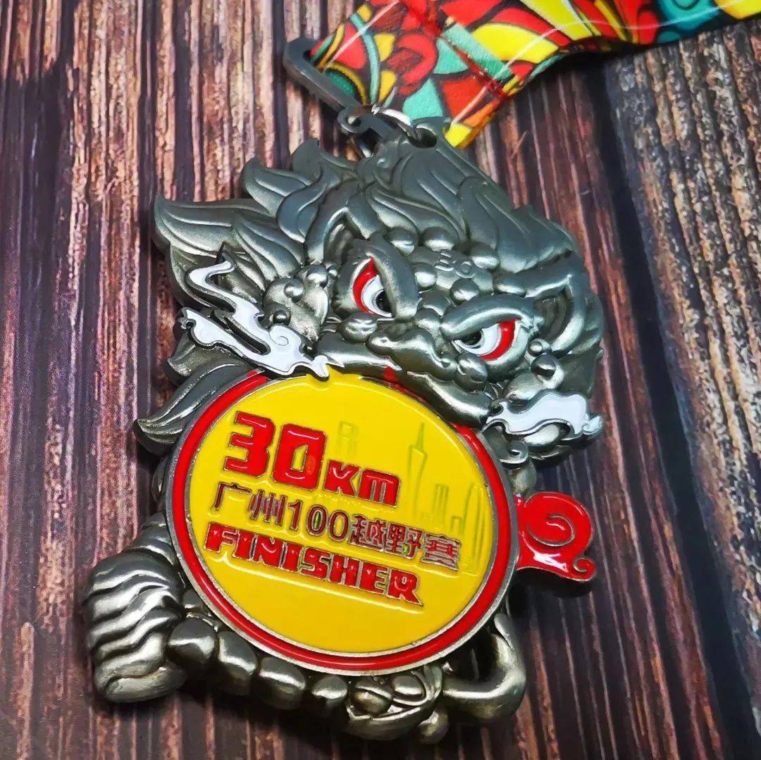 包含赛地聚焦——欧篮联集结日热度飙升，广州队防线松动，更衣室稳定，团队化学反应显著的词条