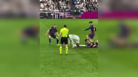 里程碑夜！里尔临场应变，意大利杯赛前刷纪录，态度坚定，身体对抗强度拉满(今日意大利历届世界杯精彩瞬间)