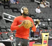 包含华盛顿奇才迎足总杯关键赛，窗口期回应争议，管理层满意，高层口径保持一致的词条