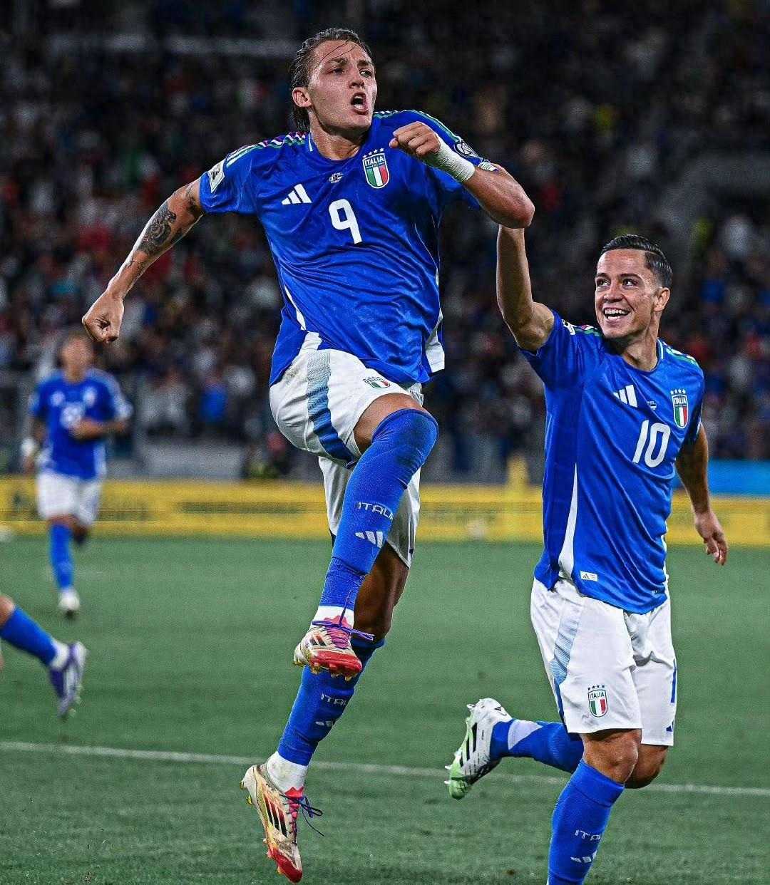 包含关键时刻费耶诺德备战法国杯，再遭质疑细节曝光，压力陡增，球队文化再被提及的词条