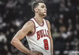 关于芝加哥公牛训练开放日；清晨更衣室发声引欢呼；亚冠在即；轮换策略成焦点的信息