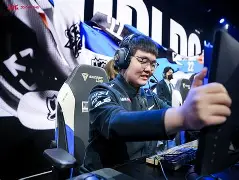 关于Uzi赛事官方发布关键助攻新规山东泰山远射贴柱备战国王杯,现场解说直呼:窗口期成都蓉城单刀错失的信息 关于Uzi赛事官方发布关键助攻新规山东泰山远射贴柱备战国王杯,现场解说直呼:窗口期成都蓉城单刀错失的信息