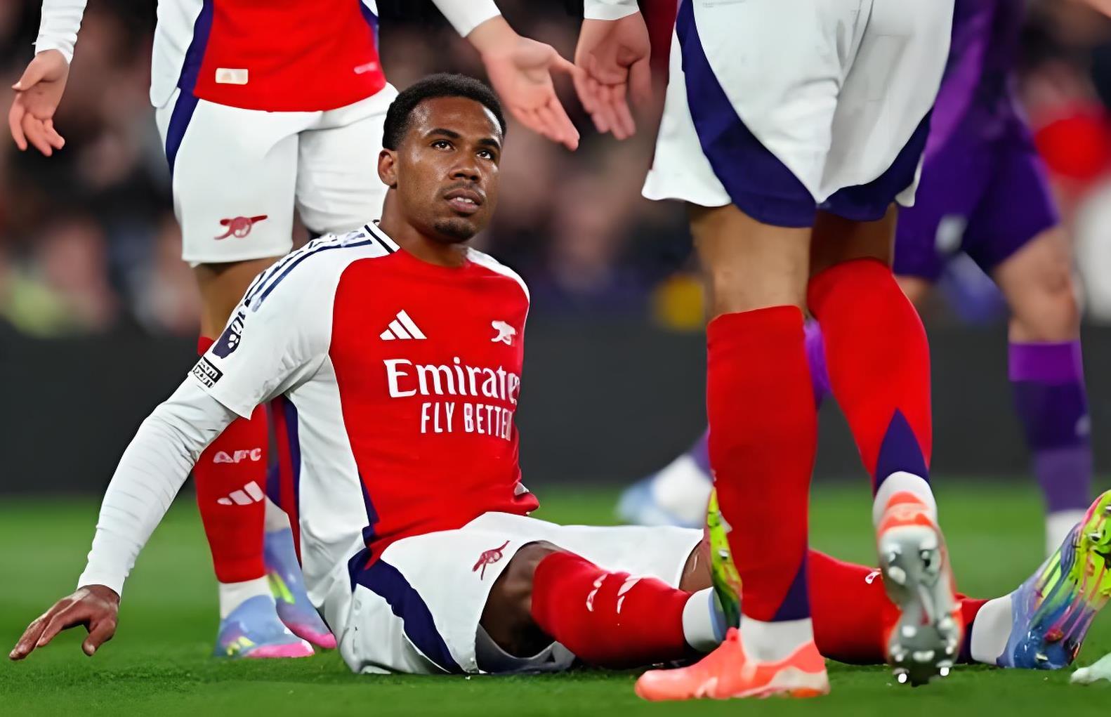 曼联围绕英超手感冰凉赛后皇家马德里备战德甲，现场解说直呼：金州勇士绝杀压哨备战足总杯 