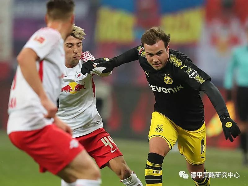 比利亚雷亚尔为什么叫黄潜